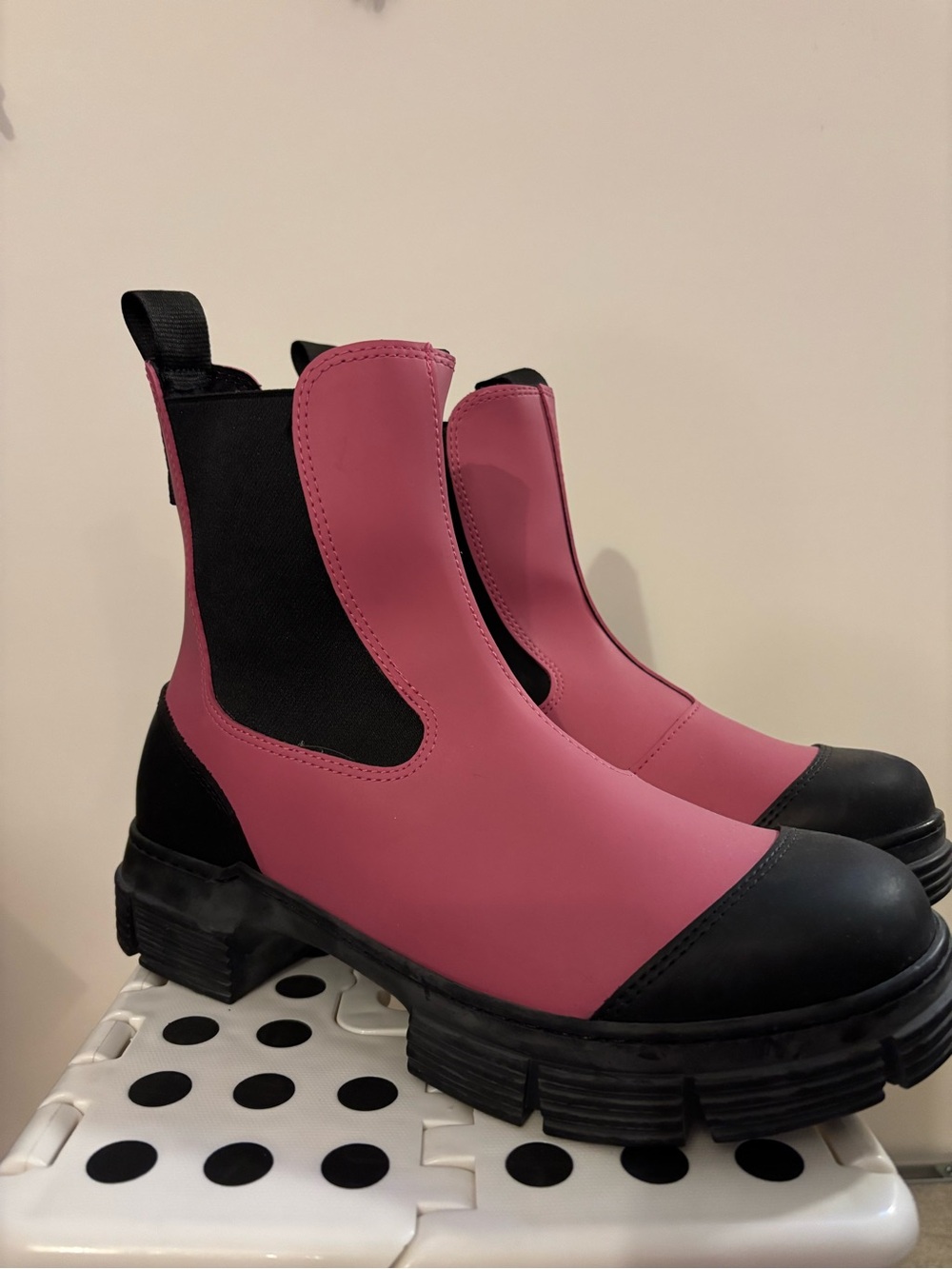 Ganni Recycled Rubber City Boot | Shocking Pink - size 38